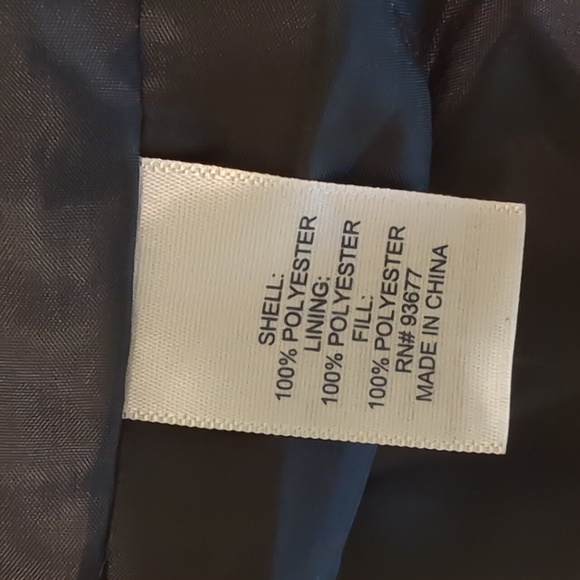 St John's Bay Puffer Zip-up Vest Black 2 Pockets Gold Snaps & Zipper SzPXL EUC - Picture 6 of 10